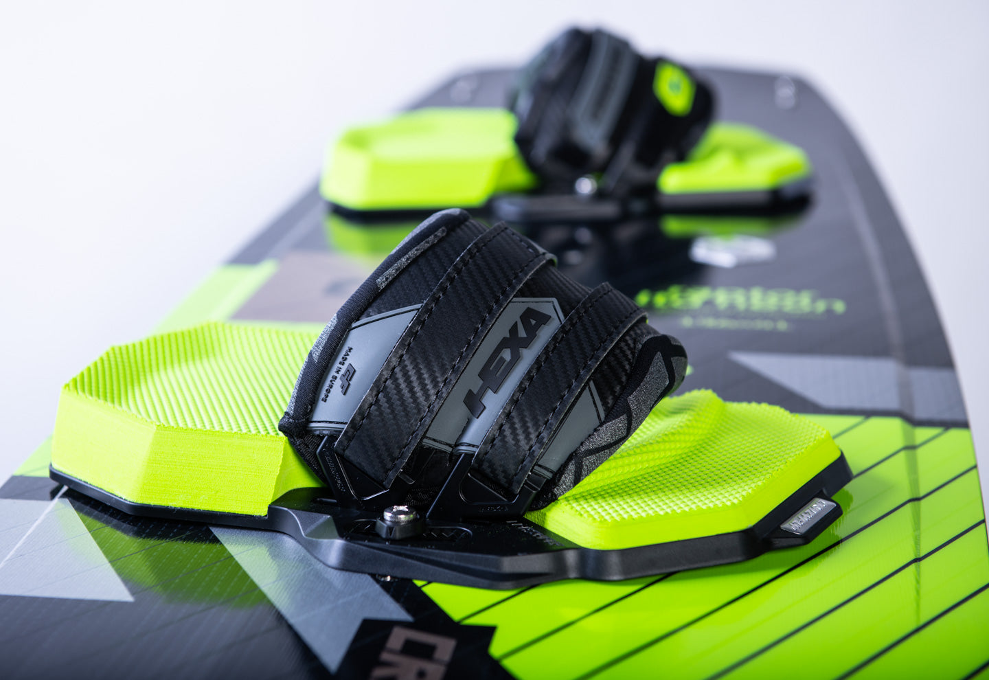 Raptor LTD Neon 2023