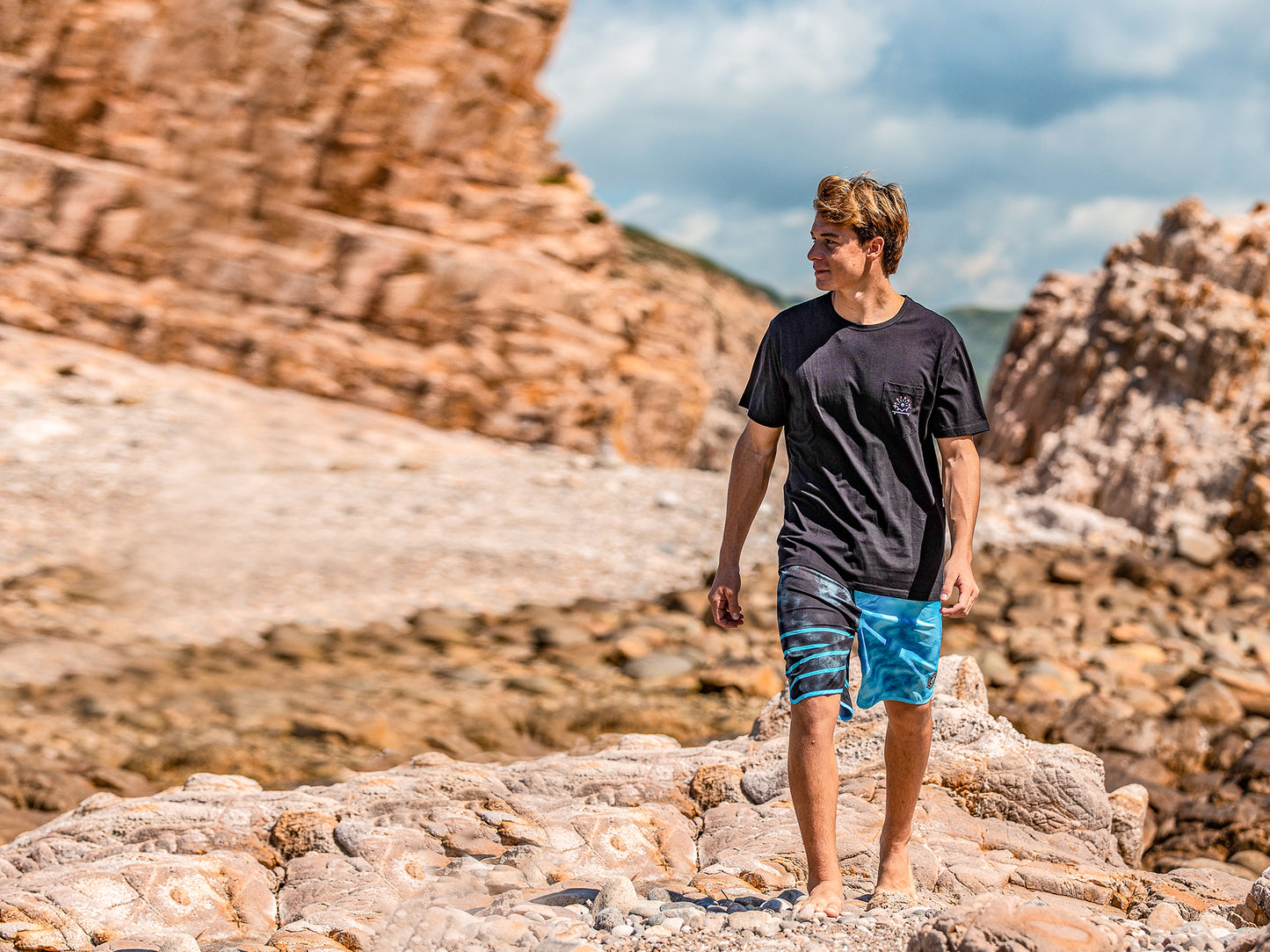 PLANET POCKET TEE Men's/Planet Graphics