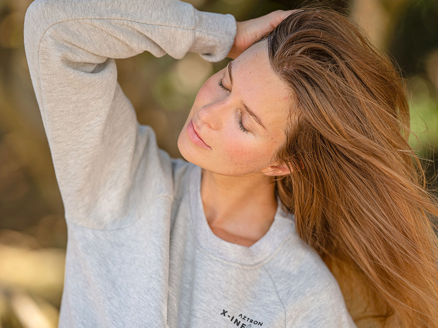 SURFING SPIRIT Women's Sweatshirt