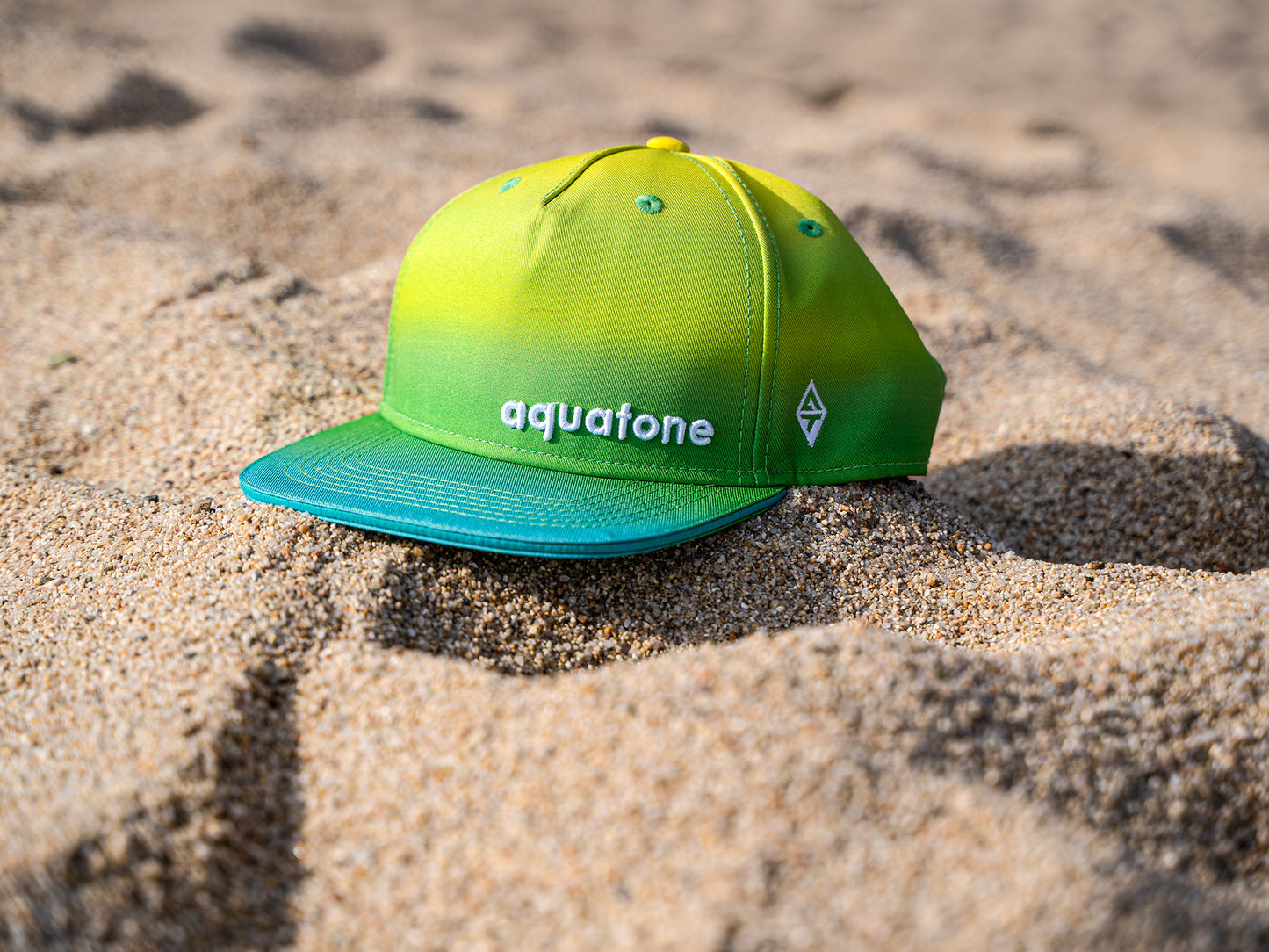 LOGO CAP